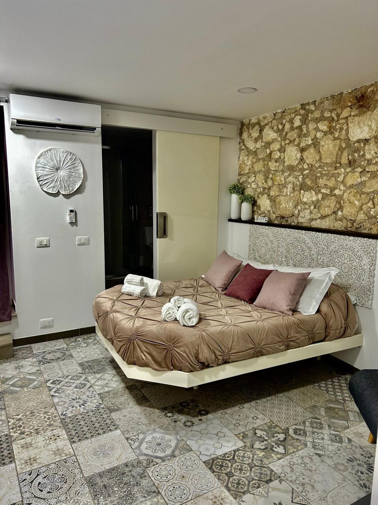 דירות סירקוזה Brimiky House מראה חיצוני תמונה